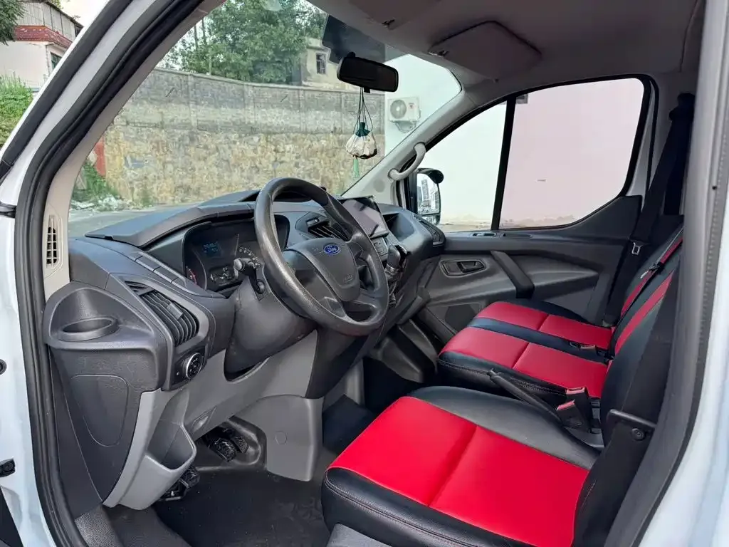 Ford Transit 2021 из CN, фото 2