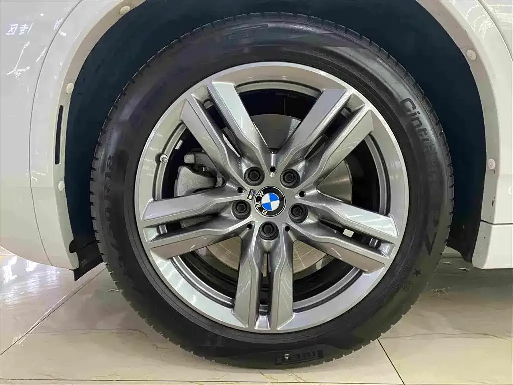 BMW X2 — фото 9