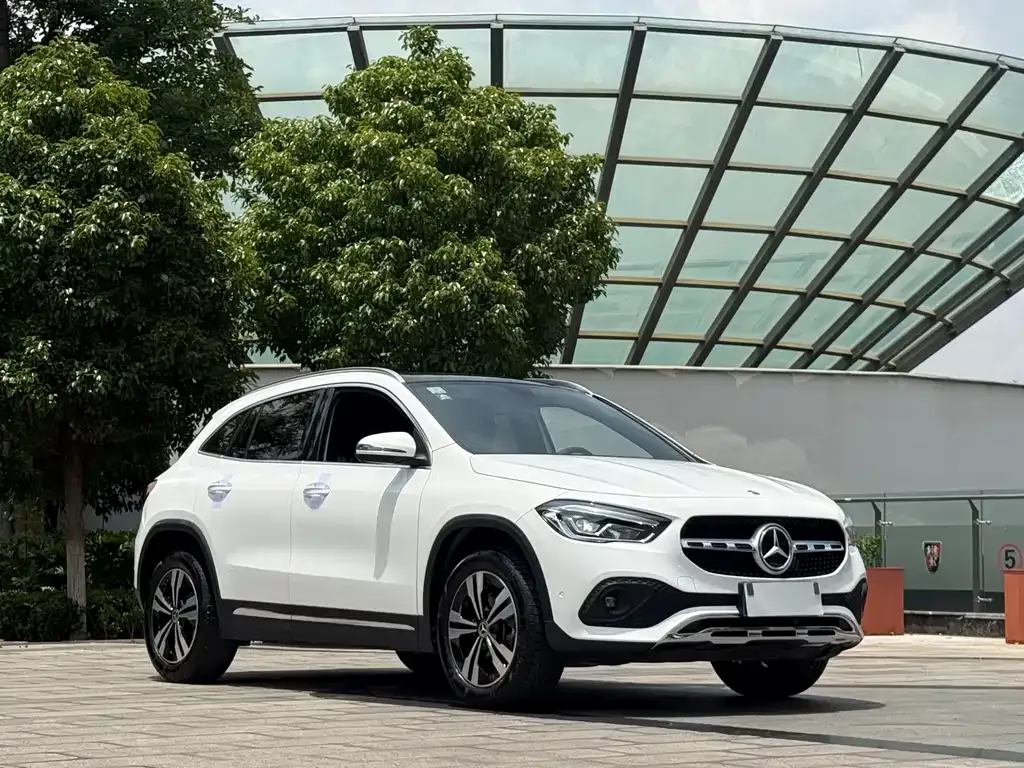 Mercedes-Benz GLA — фото 7