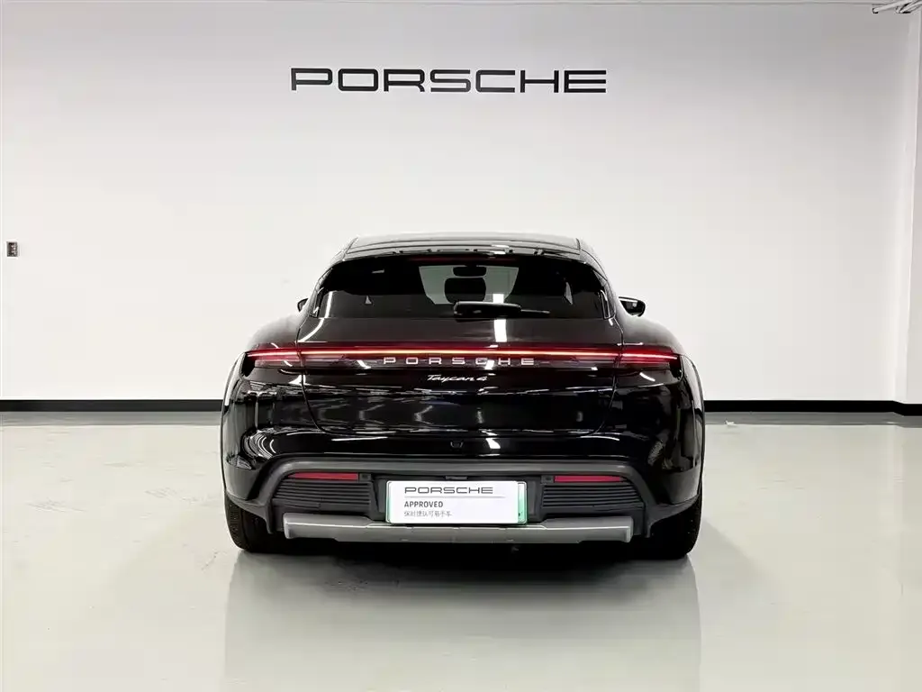 Porsche Taycan — фото 4