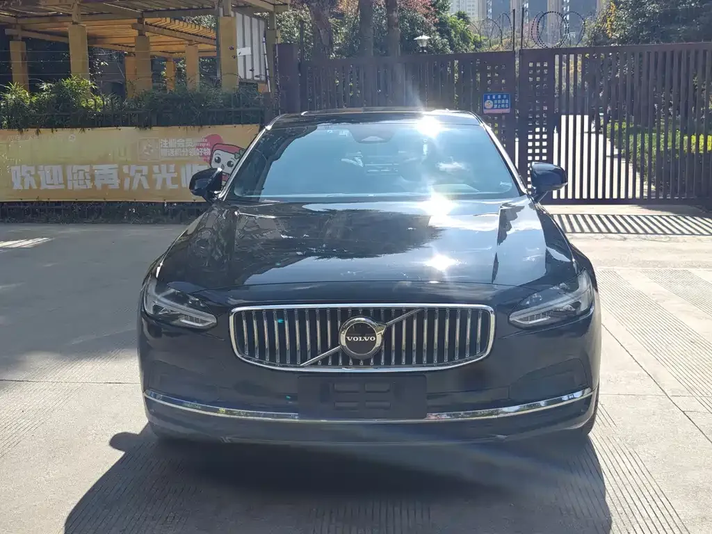 Volvo S90 — фото 9