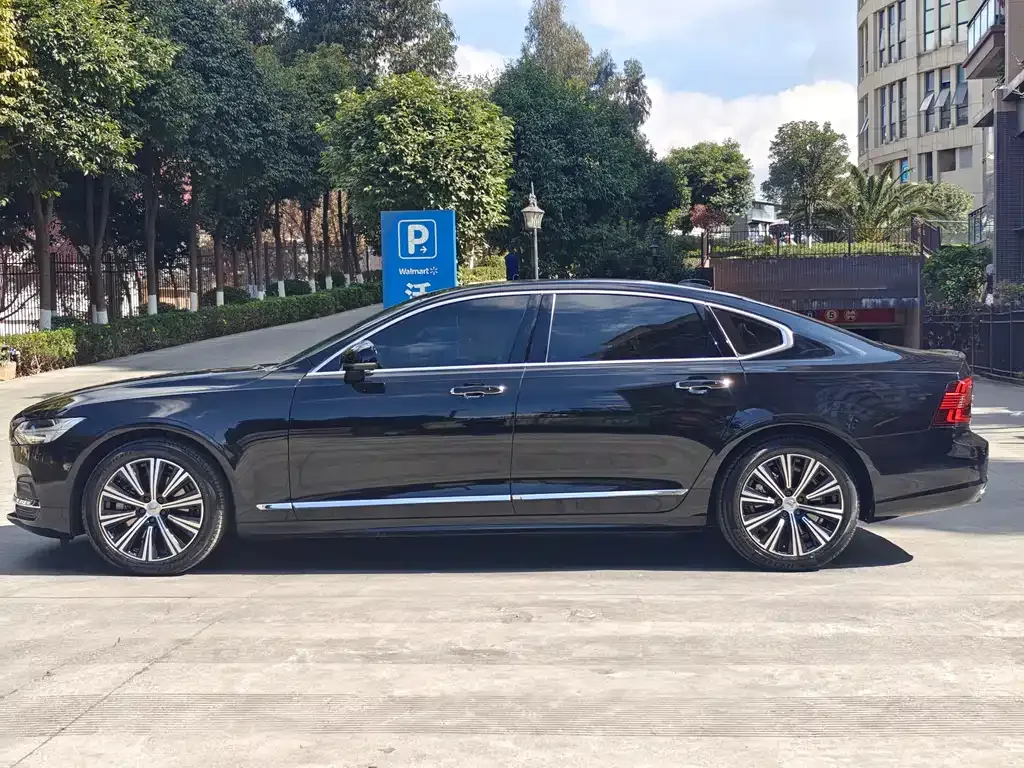 Volvo S90 — фото 10