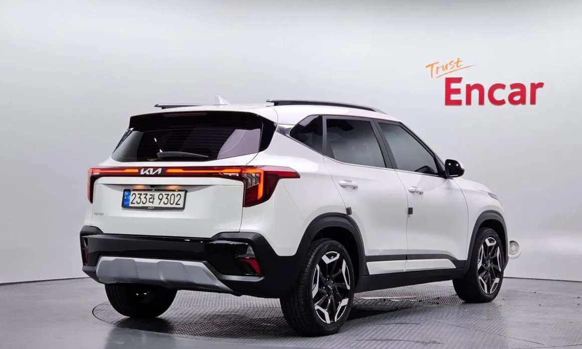 Kia Seltos 2023 из KR, фото 2