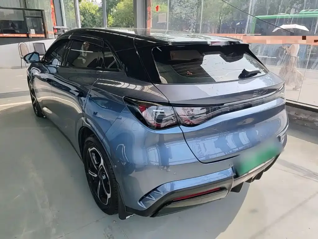 BYD Seal 06GT — фото 9