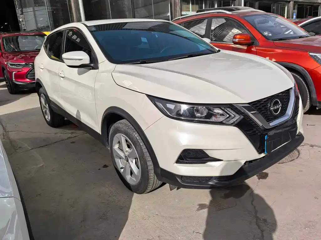 Nissan Qashqai — фото 6