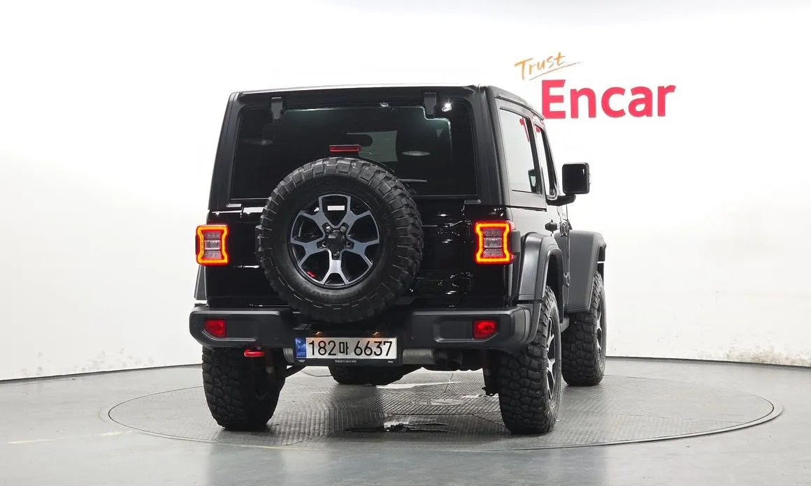Jeep Wrangler — фото 5