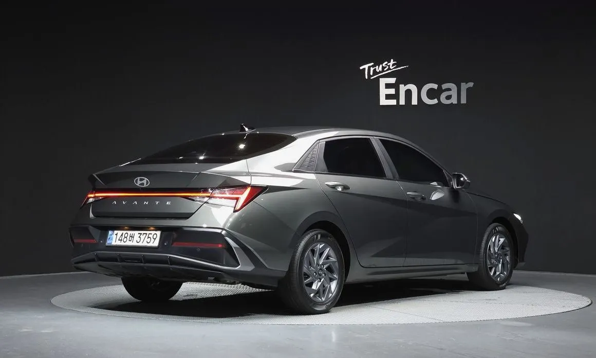 Hyundai AVANTE — фото 2