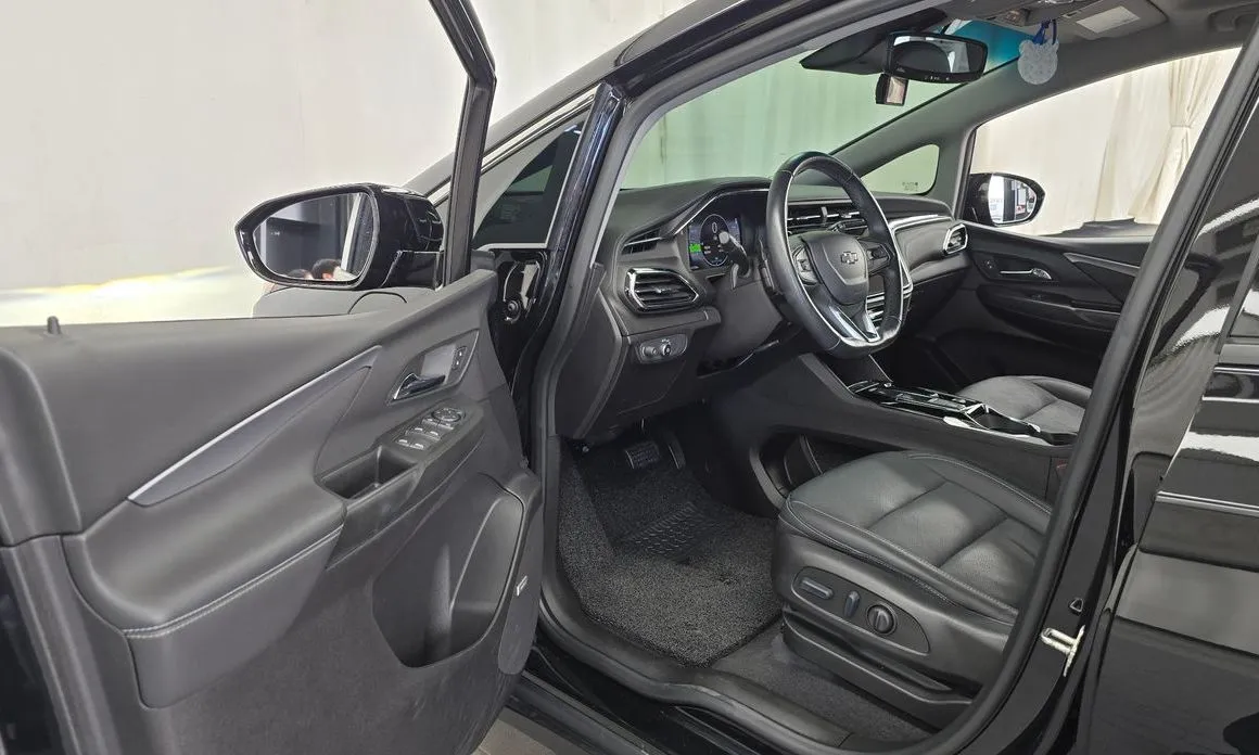 Chevrolet (GM Daewoo) Bolt EV 2023 из KR, фото 3