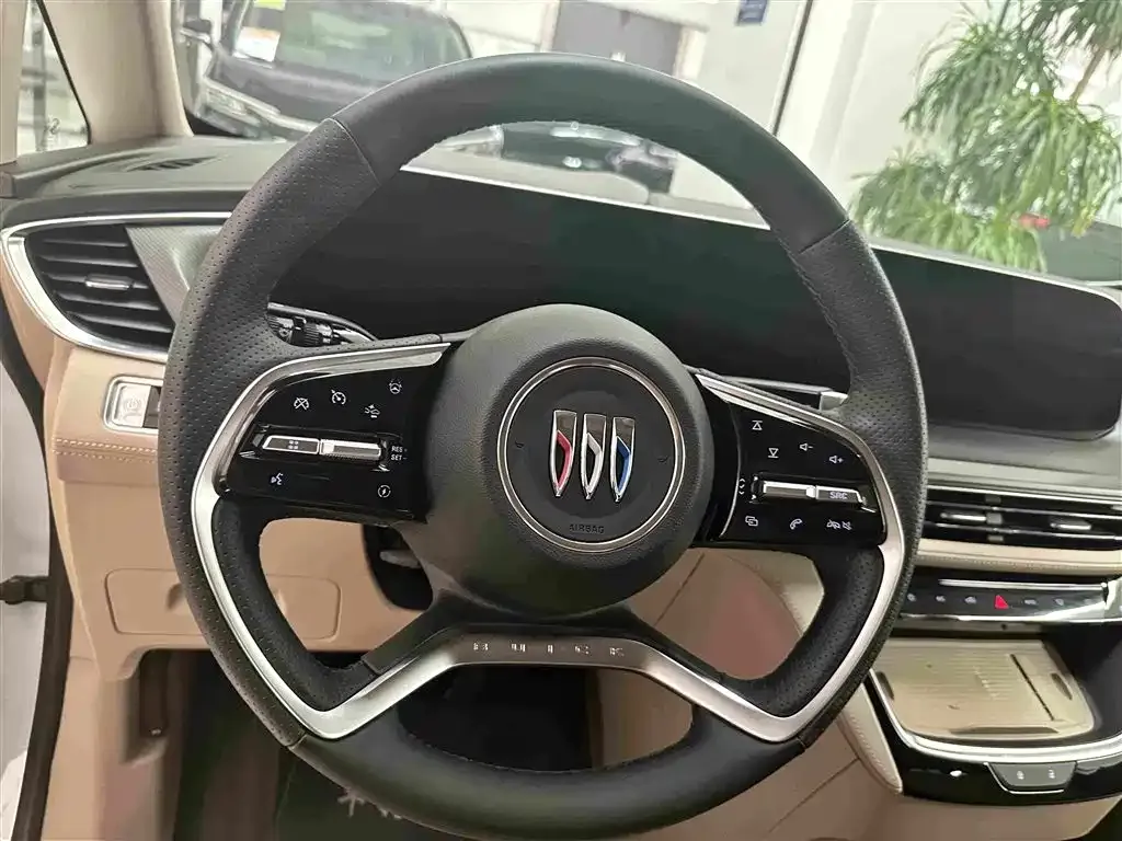Buick GL8 Hybrid — фото 6
