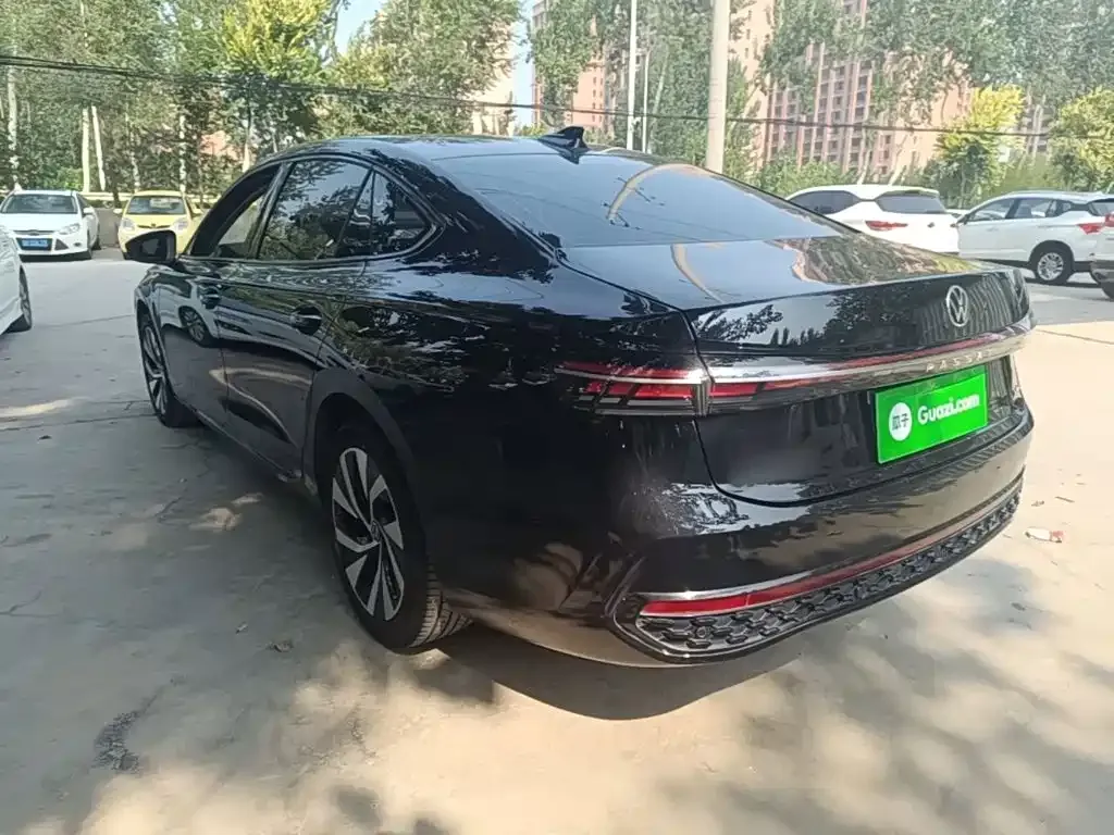 Volkswagen Passat — фото 4