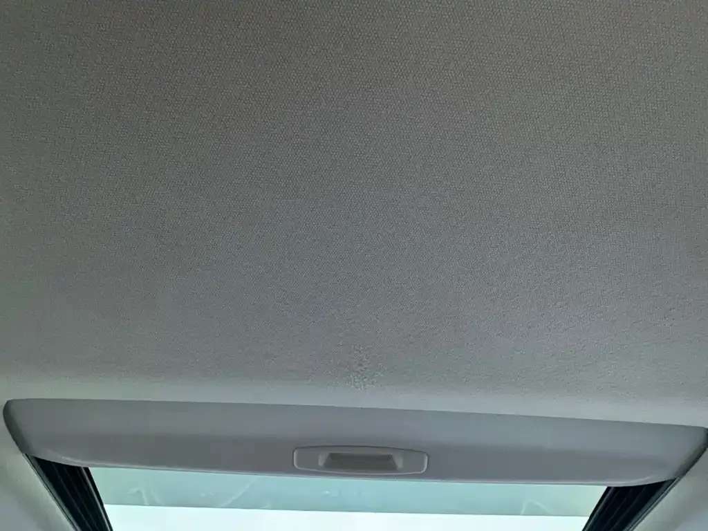 Toyota Corolla — фото 8