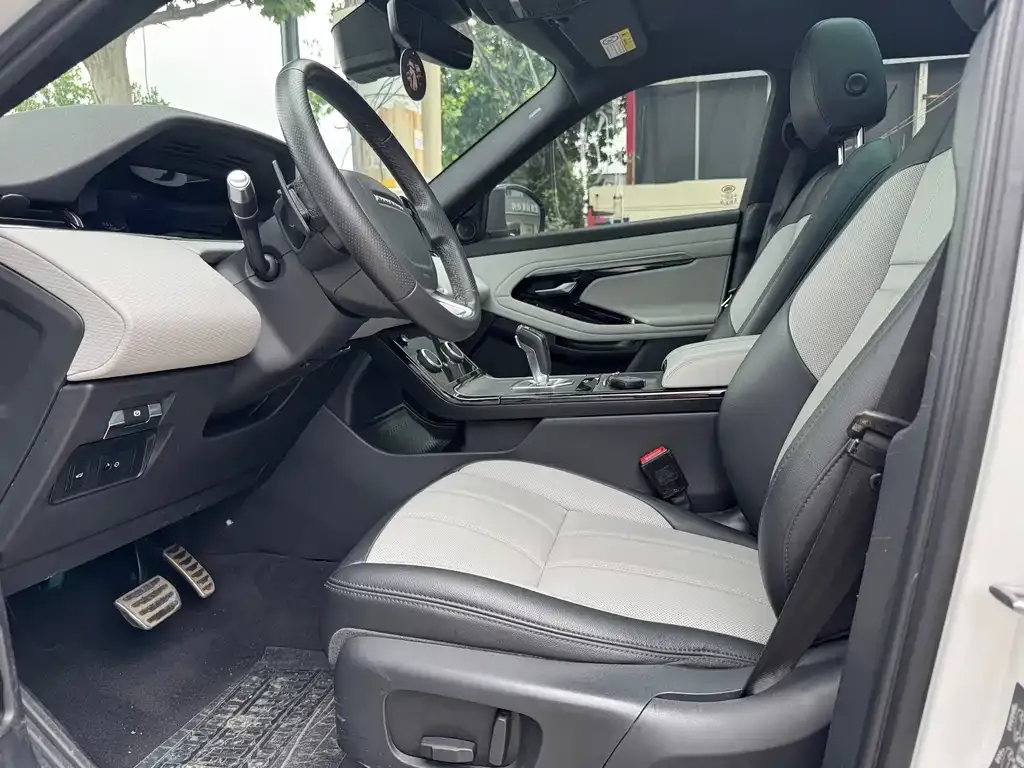 Land Rover Evoque — фото 3