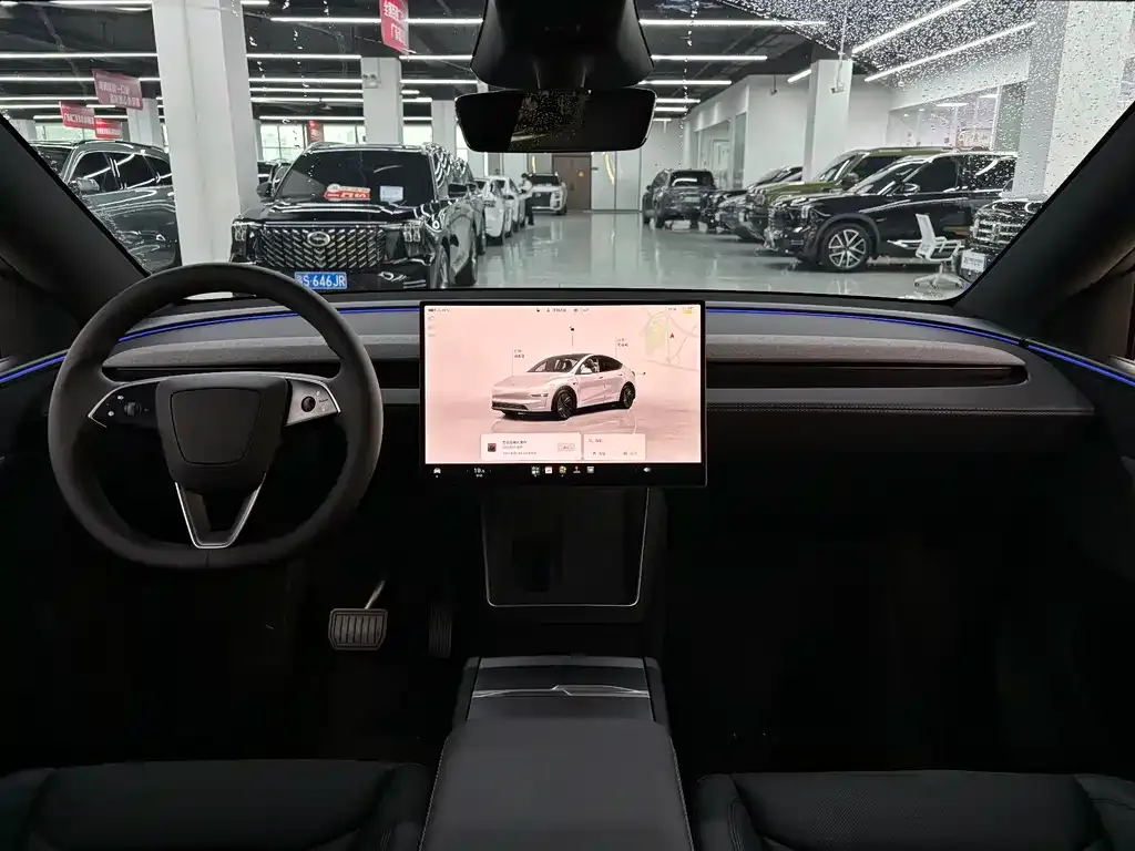 Tesla Model Y — фото 4