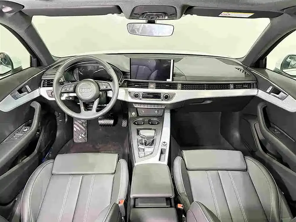 Audi A4L 2024 из CN, фото 8