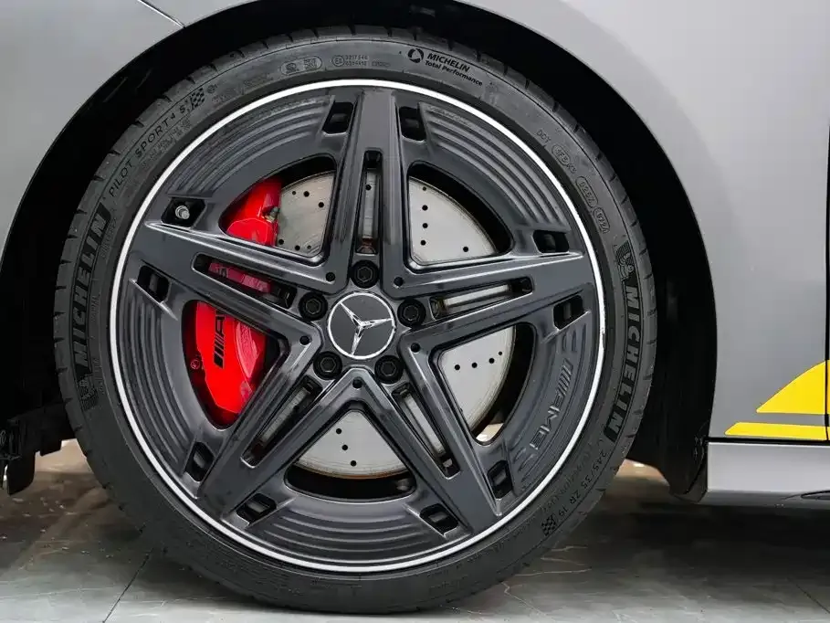 Mercedes-Benz CLA AMG — фото 6