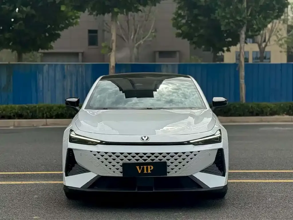 Changan UNI-V 2024 из CN, фото 8