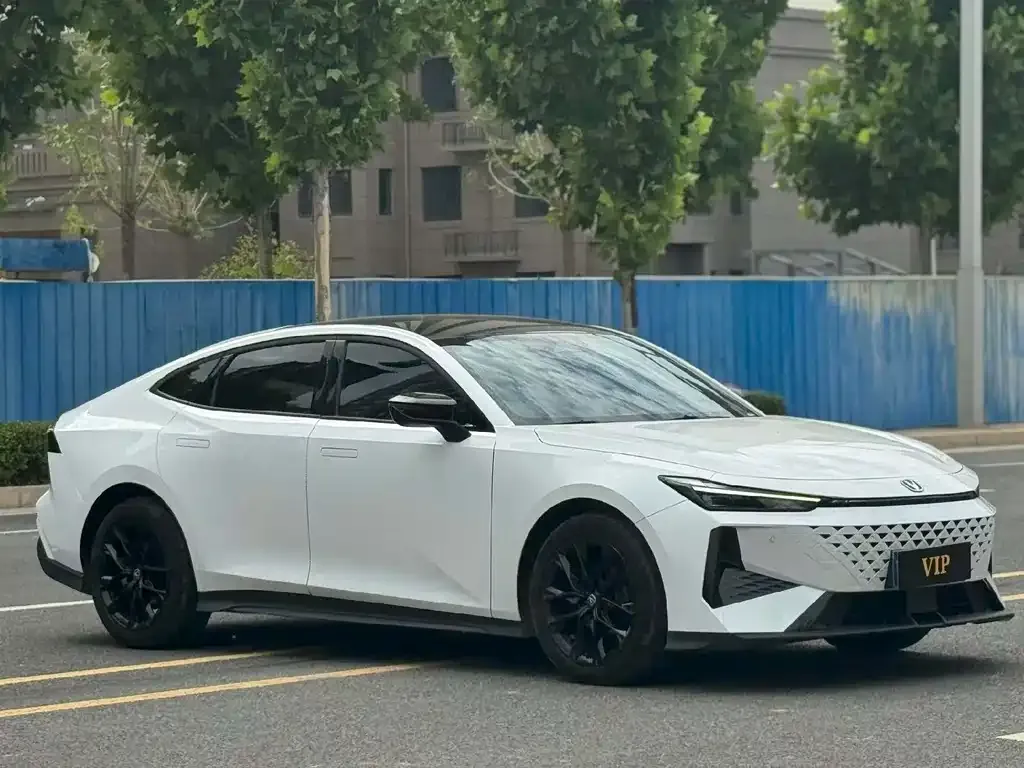 Changan UNI-V 2024 из CN, фото 4
