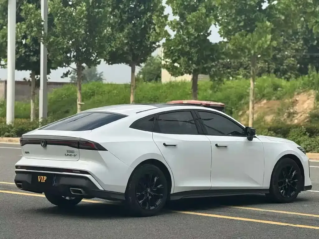 Changan UNI-V 2024 из CN, фото 5