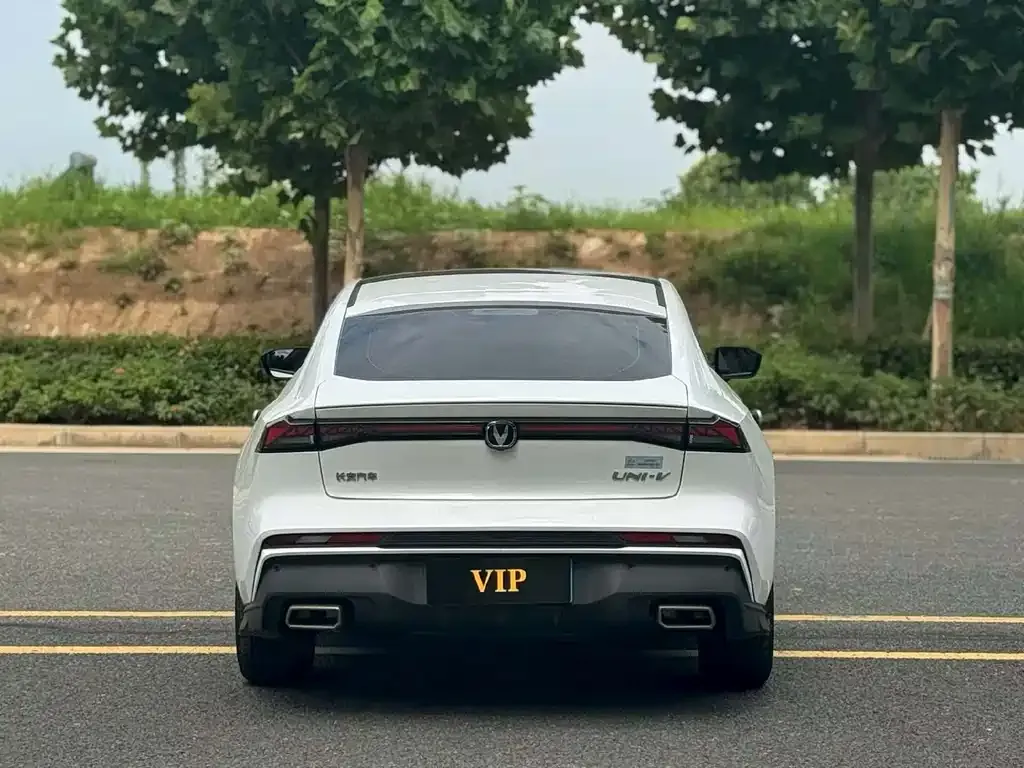 Changan UNI-V 2024 из CN, фото 3