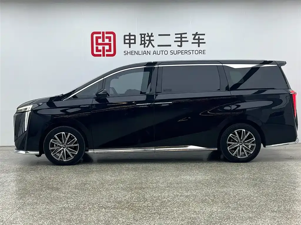GAC Motor Trumpchi M8 — фото 9