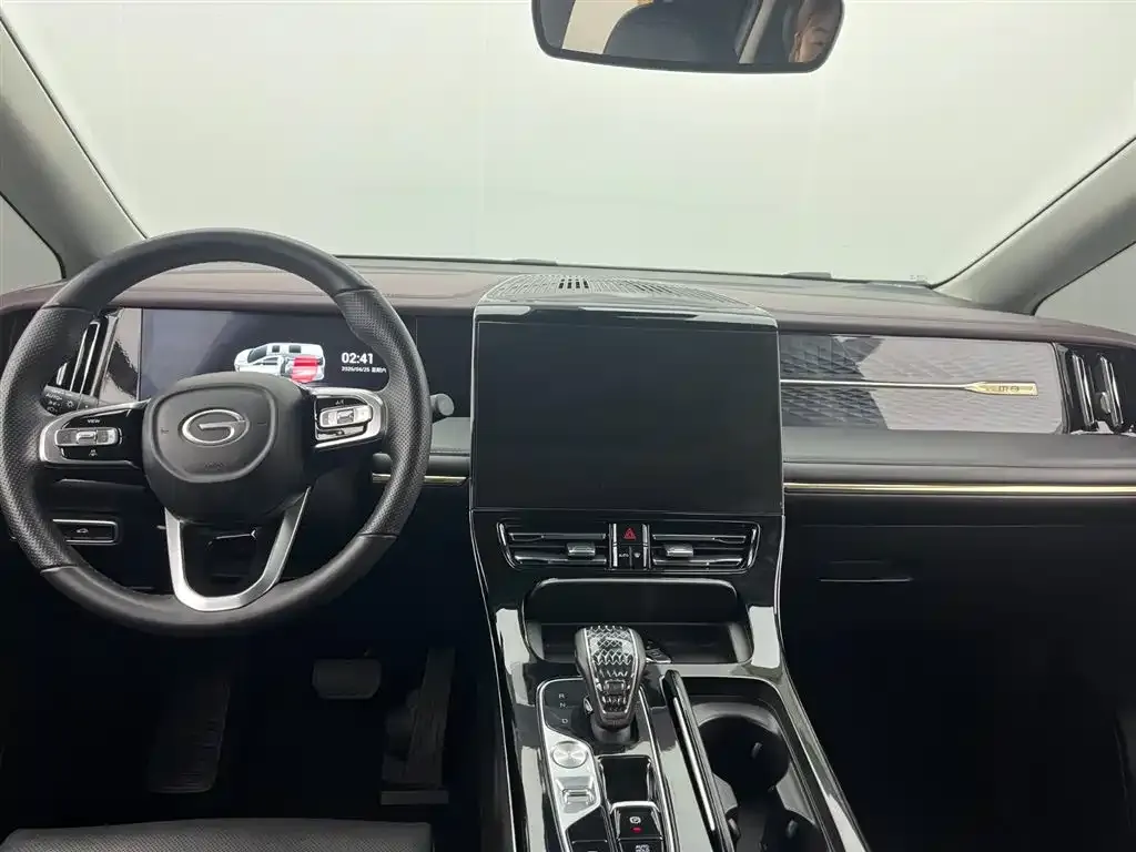 GAC Motor Trumpchi M8 — фото 2