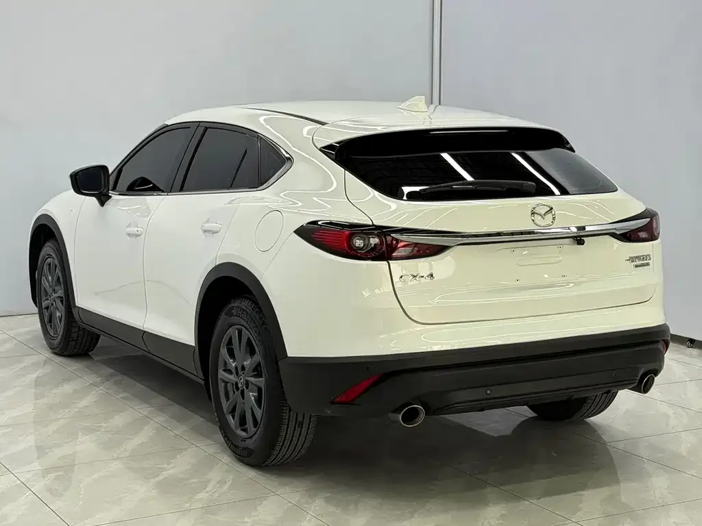 Mazda CX-4 — фото 9