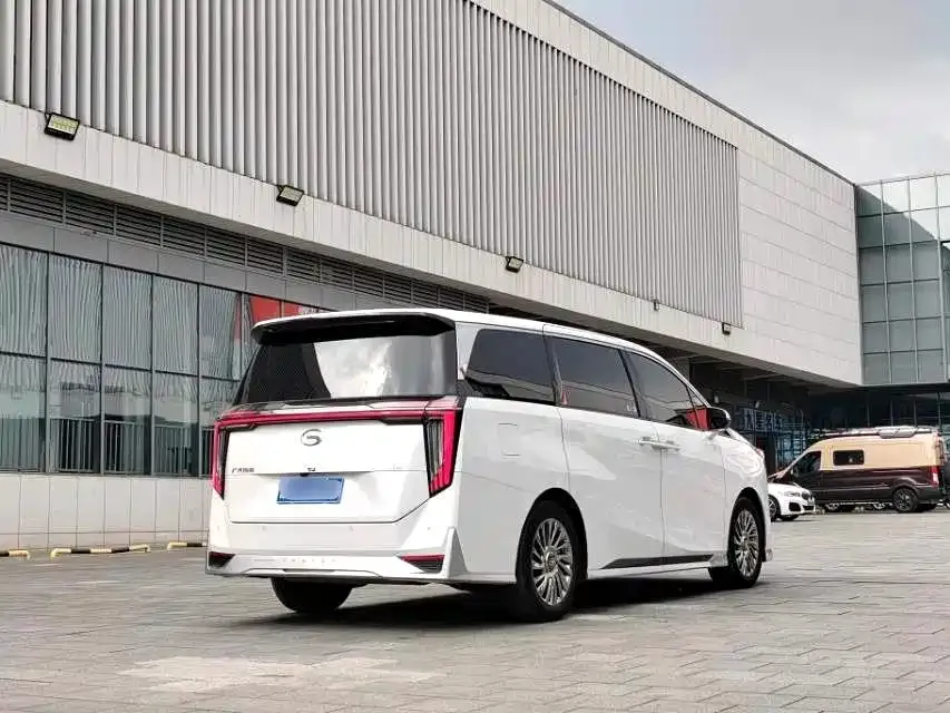 GAC Motor Trumpchi M8 — фото 6