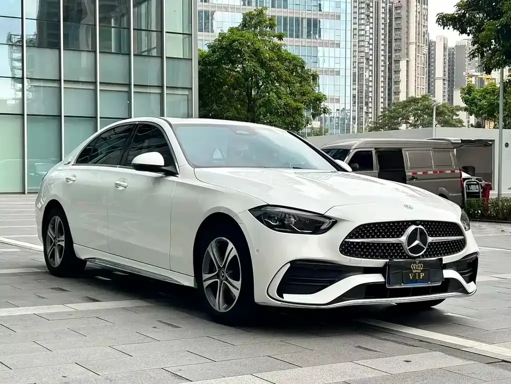 Mercedes-Benz C-Class — фото 10