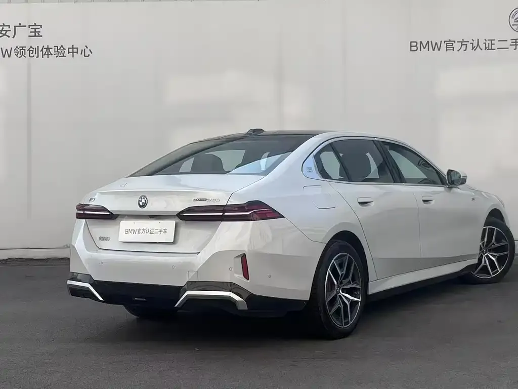 BMW i5 2024 из CN, фото 4