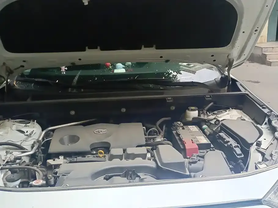 Toyota RAV4 2024 из CN, фото 6