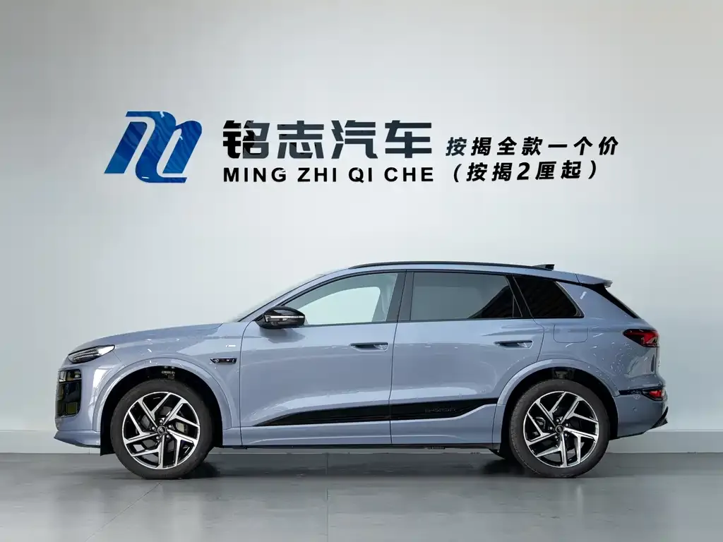 Audi Q6L e-tron — фото 4