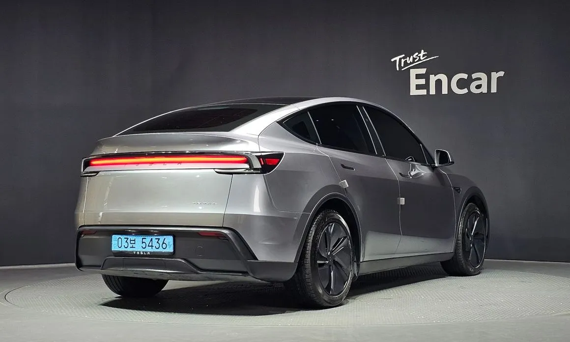 Tesla Model Y — фото 7