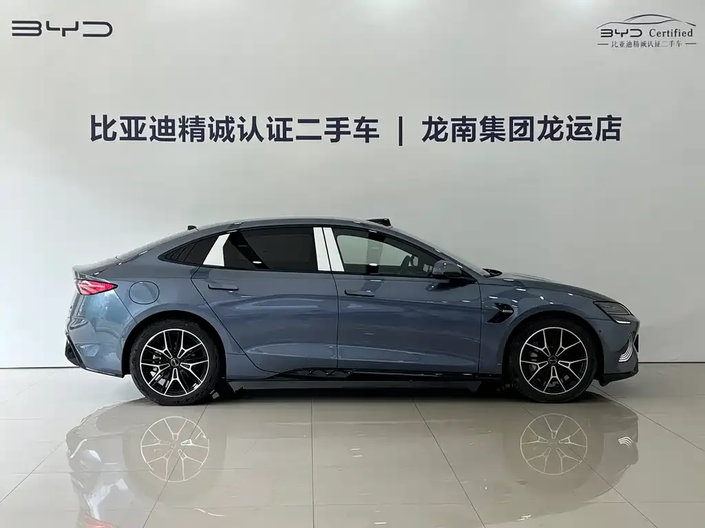 BYD Seal — фото 3