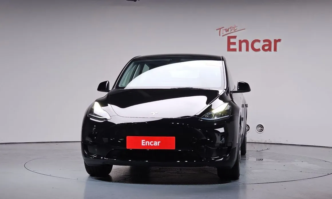 Tesla Model Y — фото 2