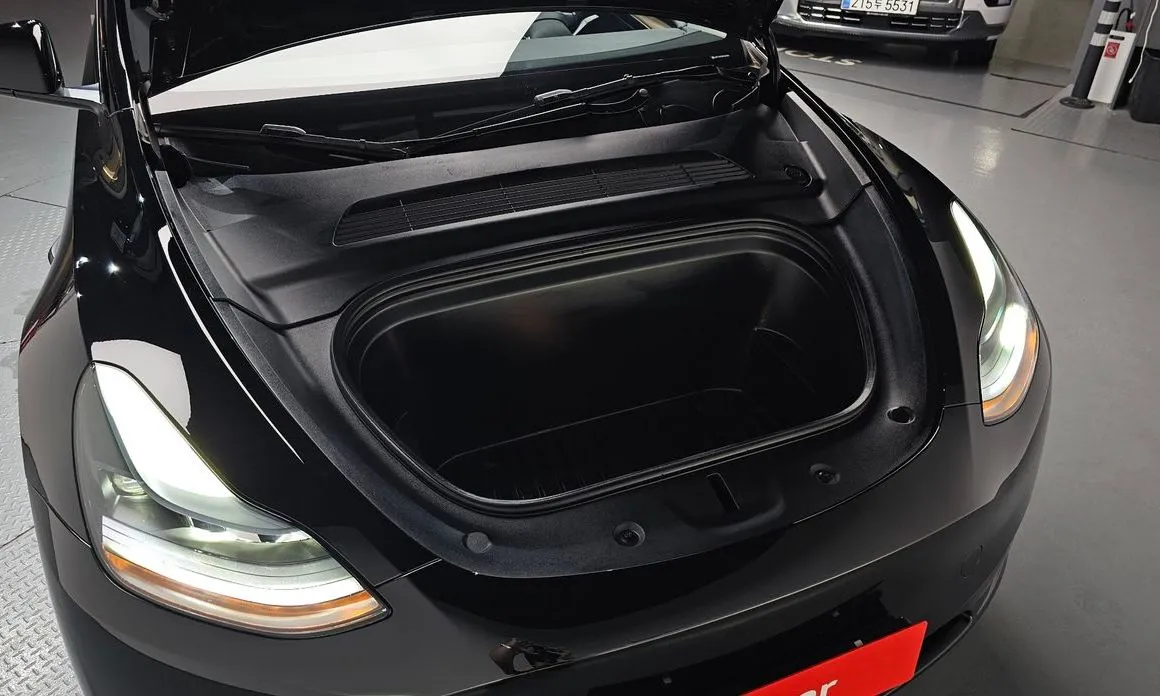 Tesla Model Y — фото 4