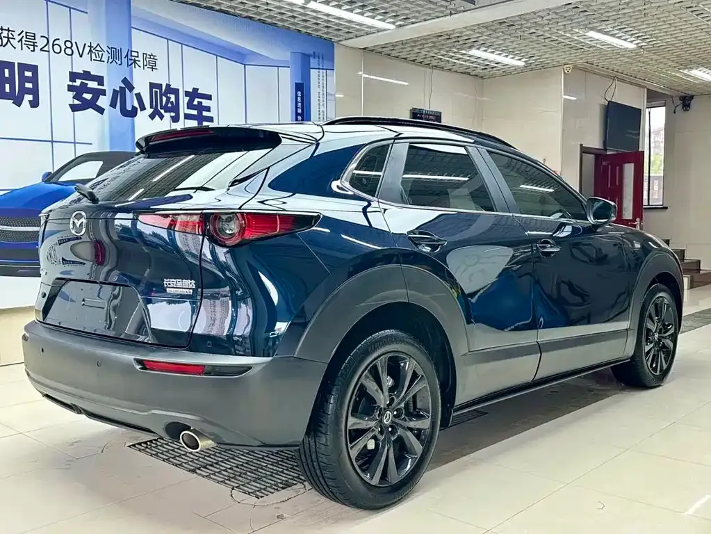 Mazda CX-30 — фото 4