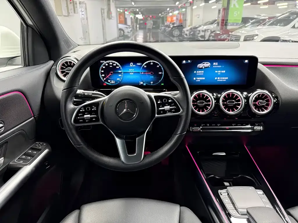 Mercedes-Benz EQA — фото 6