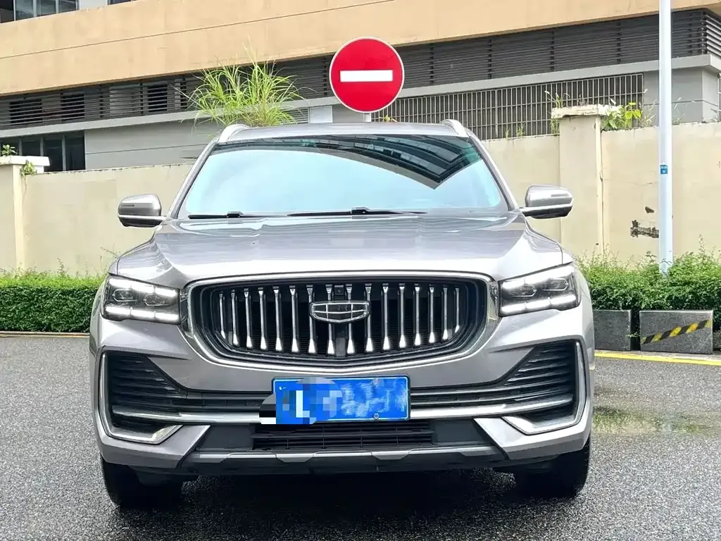 Geely Xingyue L — фото 8