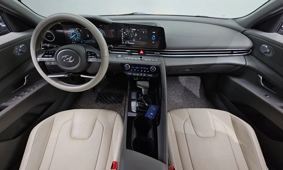 Hyundai AVANTE 2023 из KR, фото 7