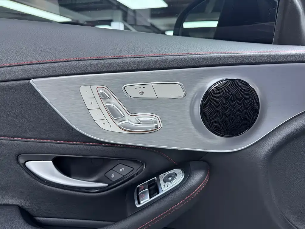 Mercedes-Benz C-Class (Import) — фото 7
