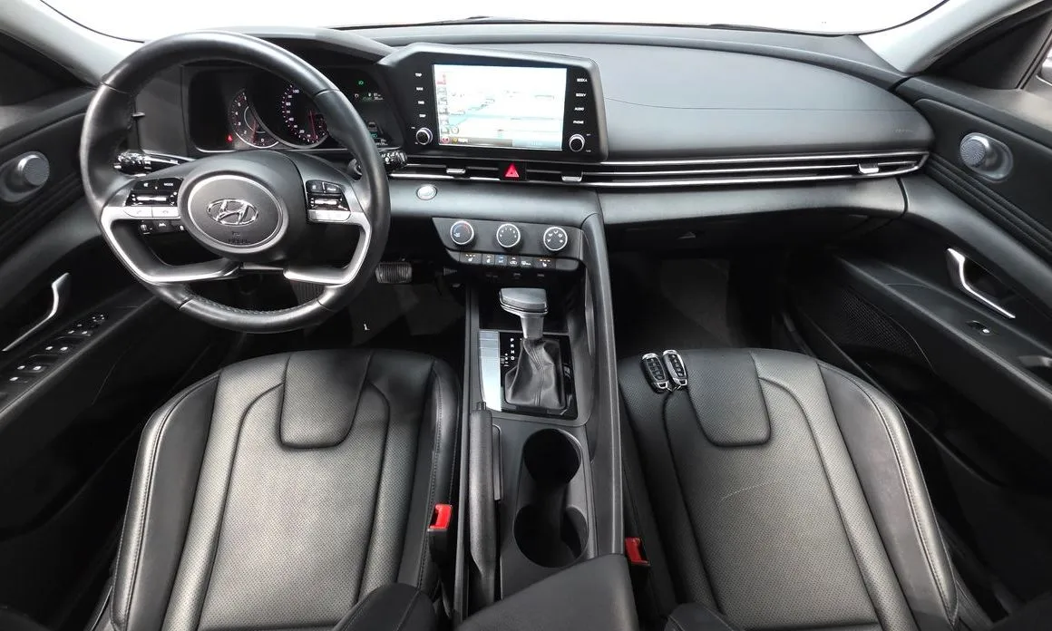 Hyundai AVANTE 2021 из KR, фото 10