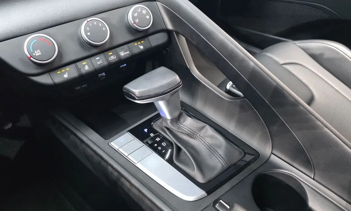 Hyundai AVANTE 2021 из KR, фото 7