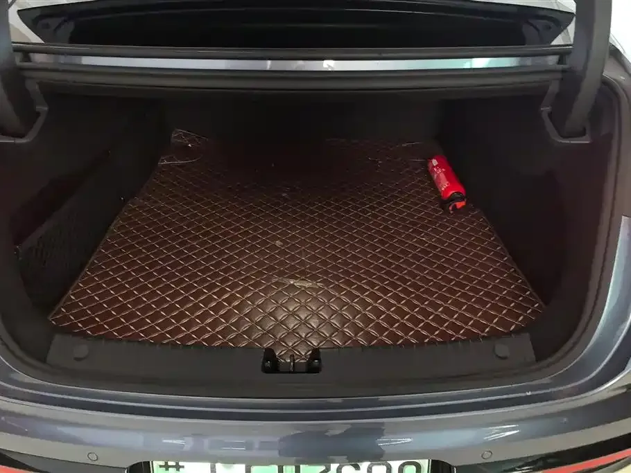 BYD Seal — фото 10
