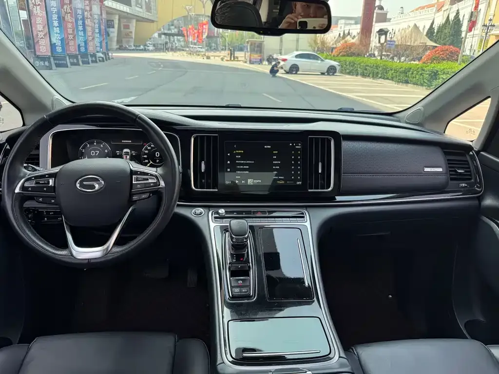 GAC Motor Trumpchi M8 — фото 10