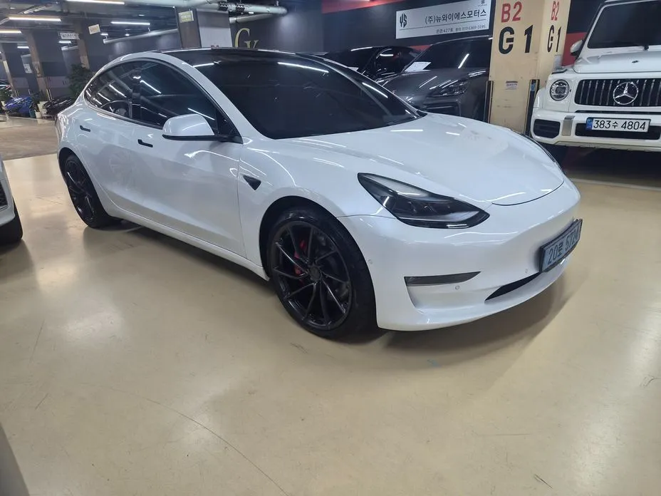 Tesla Model 3 2021 из KR, фото 9