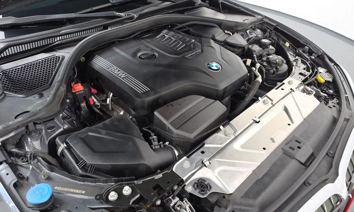 BMW 3-Series 2021 из KR, фото 9