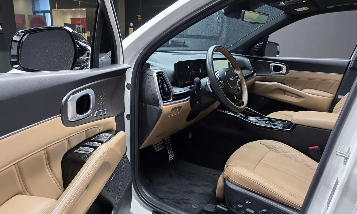 Kia Sorento — фото 6