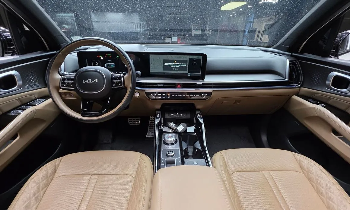Kia Sorento — фото 10