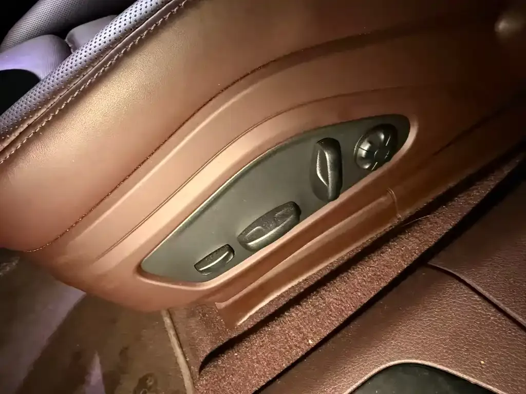Porsche Panamera — фото 10