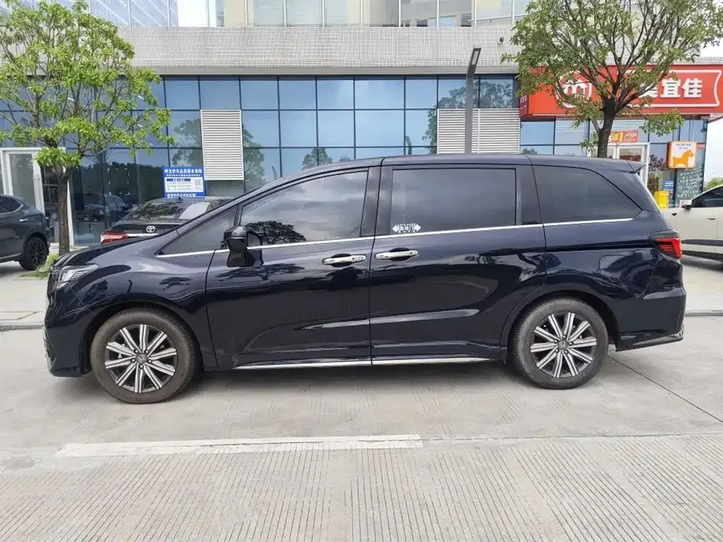 Honda Odyssey 2024 из CN, фото 8